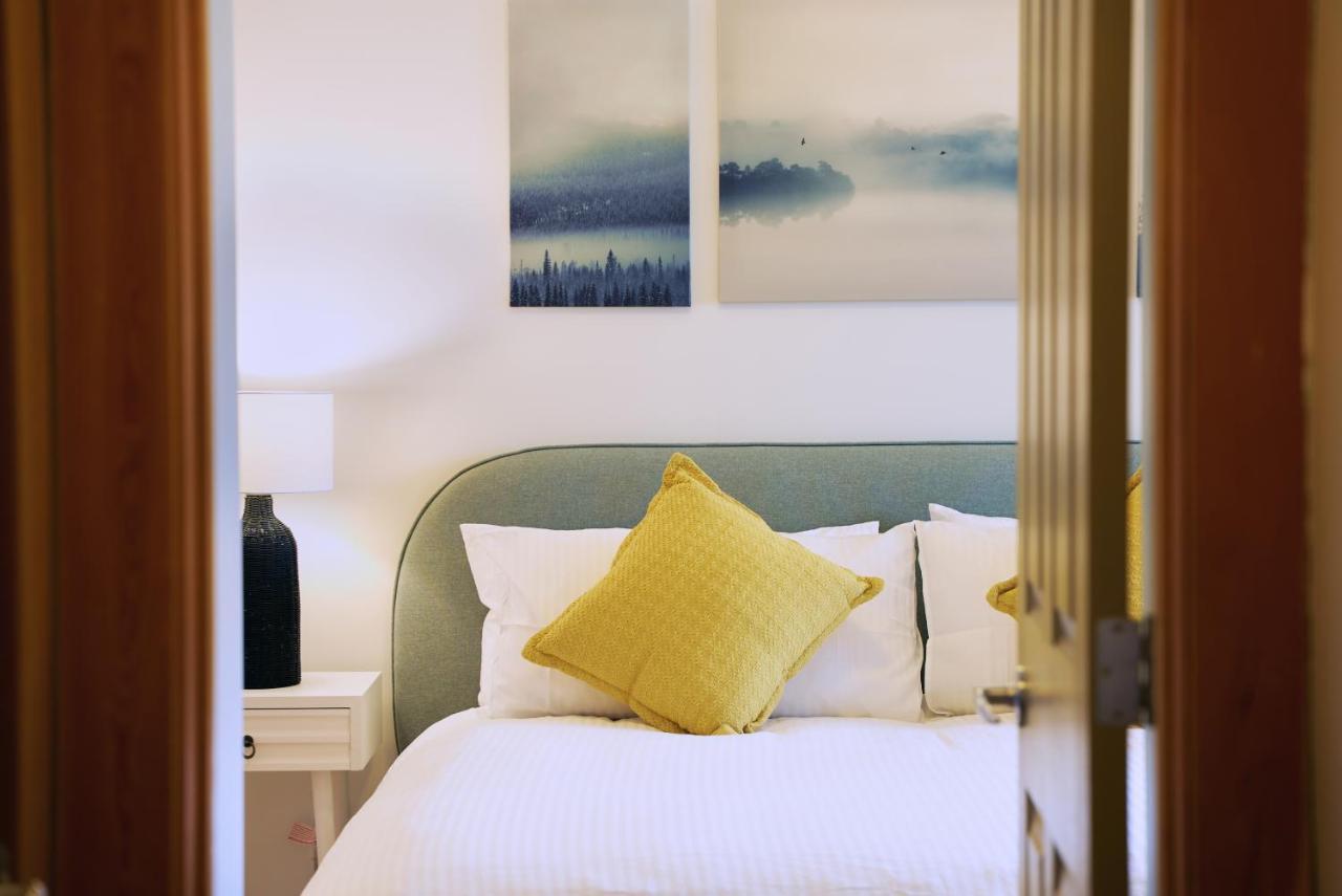Апартаменти Mtn View Escape With King Size Bed With Outdoor Pool - Banff Pass Included! Кенмор Екстер'єр фото